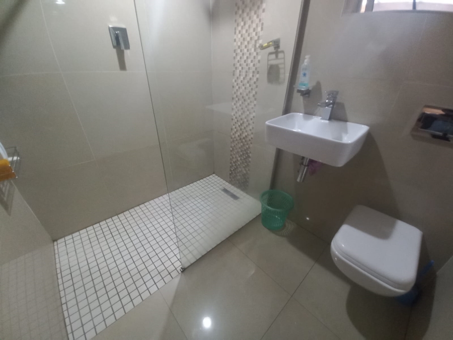 4 Bedroom Property for Sale in Portlands Western Cape